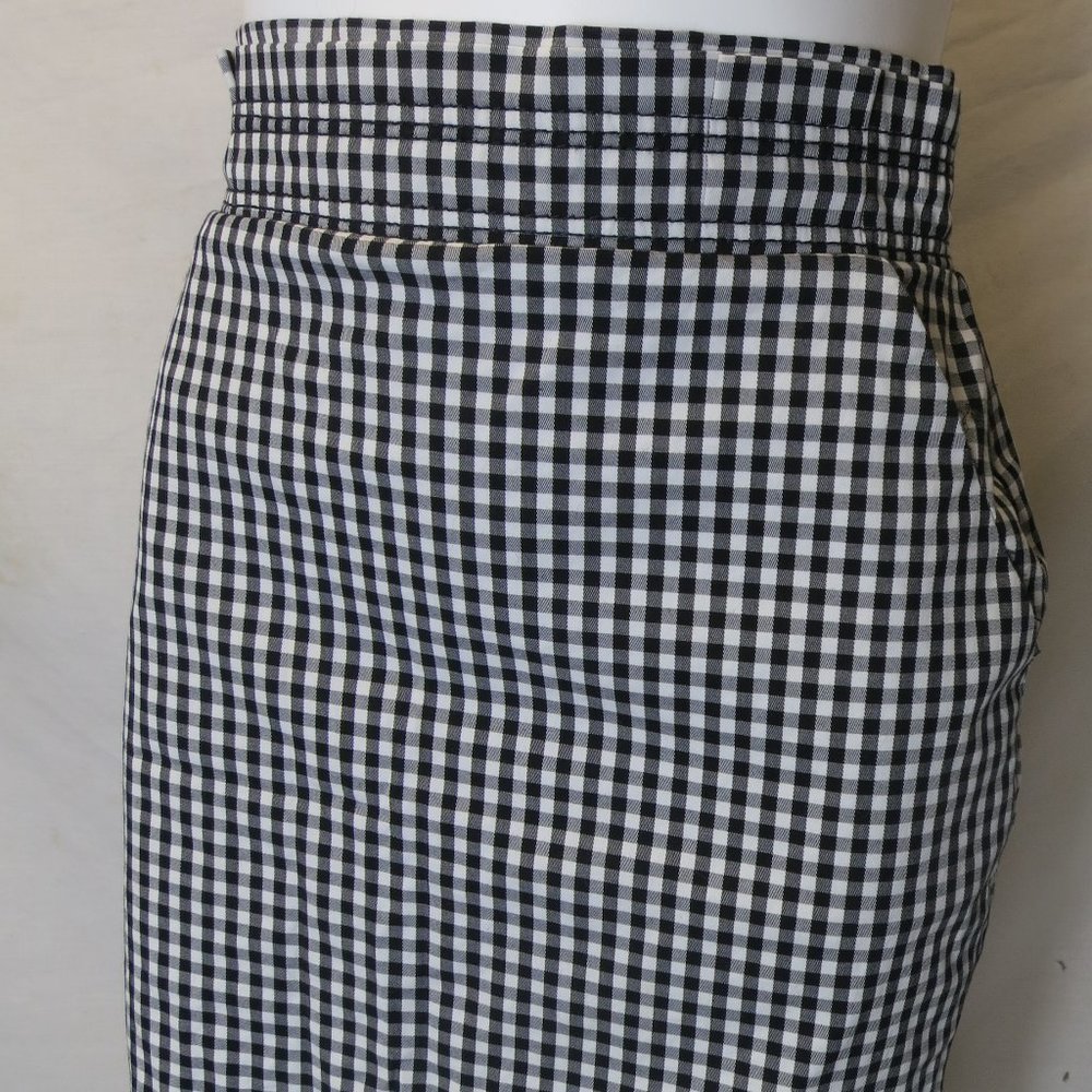 Anne Taylor pencil skirt